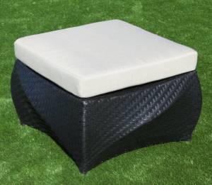 Пуфик "Скайлайн", из искусственного ротанга, черный, белый Пуфик "Скайлайн", из искусственного ротанга, черный, белый