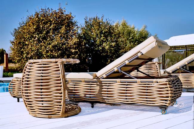 MOKKA МАЙОРКА / MAJORCA боковой столик, цвет соломенный