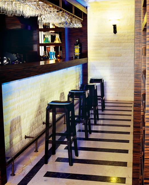 Табурет прозрачный барный Fox 75 черный 360х360х750 мм