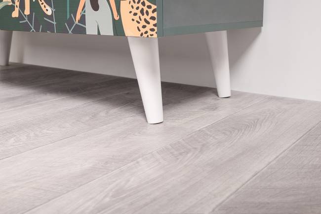 Комод-тумба Либера 16.230.01 цвет пасифай/белый, фасады с рисунком Тропический лес Комод-тумба Либера 16.230.01 цвет пасифай/белый, фасады с рисунком Тропический лес