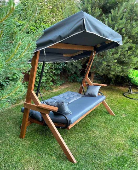 Качели LYON трехместные из лиственницы(серые подушки)