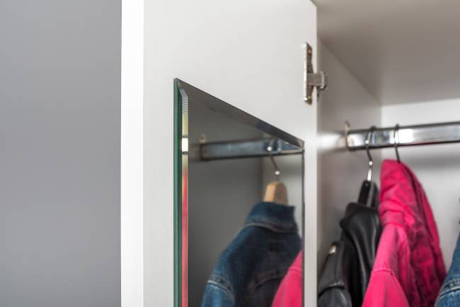 Детская кровать с ящиками и шкаф Торонто цвет белый шагрень/стальной серый