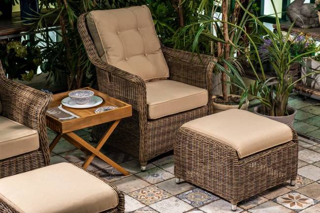 Оттоманка из искусственного ротанга OPAL