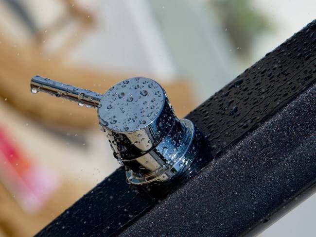 Душ уличный Funny Yin T 305 белый 170х170х2320 мм