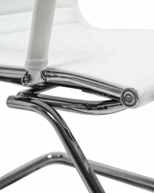 Офисное кресло для посетителей DOBRIN CODY, белый