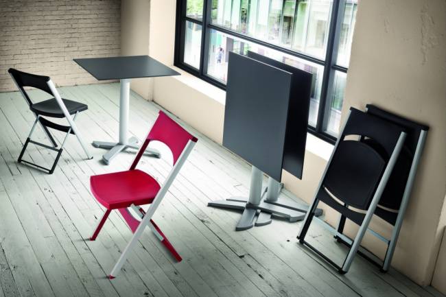 Стул пластиковый складной Compact темно-синий 435х470х775 мм