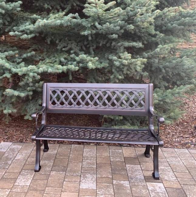 Металлическая садовая скамья Turin из литого алюминия Металлическая садовая скамья Turin из литого алюминия