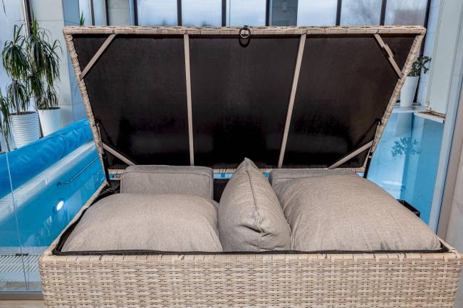 Сундук для хранения KARL 120 c колесиками бежевый Сундук для хранения KARL 120 c колесиками бежевый