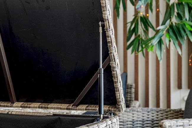 Сундук для хранения KARL 120 c колесиками серый