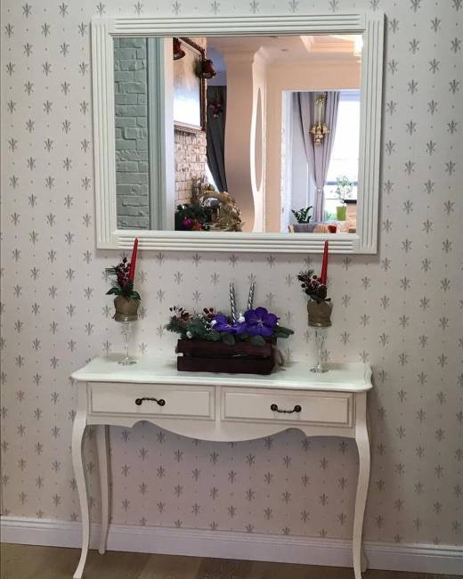 Консоль Малонн Ави Белый