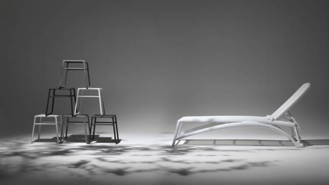 Столик пластиковый для лежака Pop антрацит 440х395х385 мм