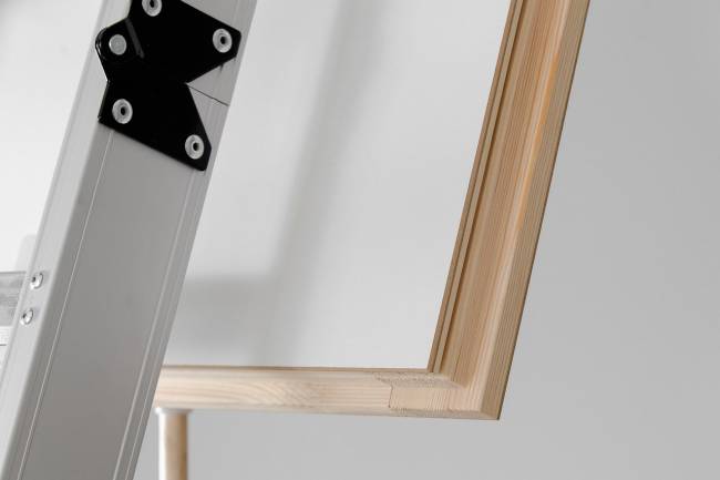 Алюминиевая чердачная лестница Alu-Profi Lite