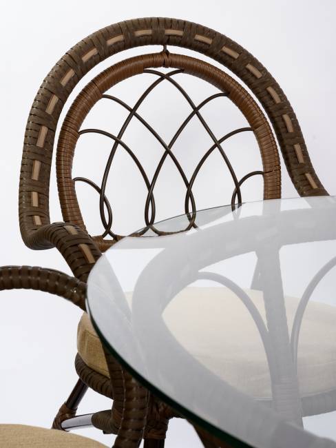 Стол Java (Ява) из искусственного ротанга, орех