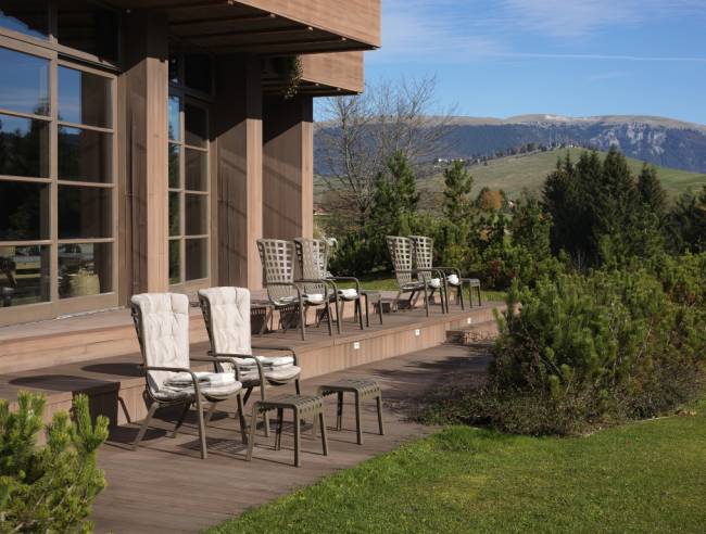 Табурет пластиковый Poggio тортора 490х415х440 мм