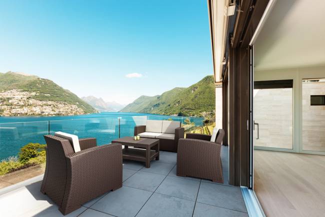 Диван пластиковый плетеный двухместный с подушками Monaco Lounge коричневый 1400х790х790 мм