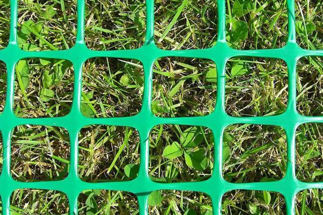 Сетка пластиковая от кротов Black Mole 2х50 м (100 кв.м.)