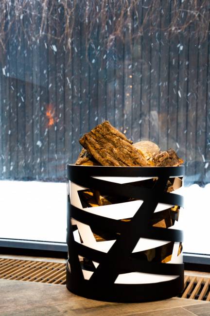 Дровница Saturn, черно-белая