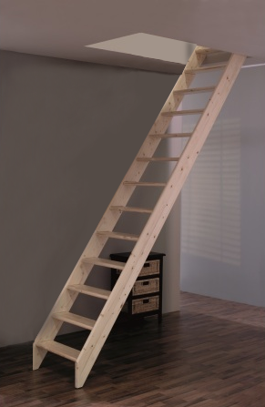Мансардная лестница из ели М-012у без поручня